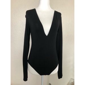 Size small long sleeve bodysuit